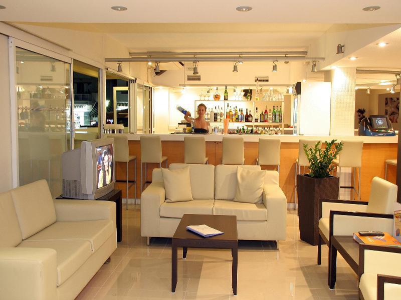 بلدة كوس Michel Apartments المظهر الخارجي الصورة